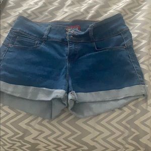 Stretchy Jean shorts